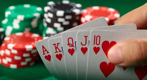 Mastering Online Poker: An Expert Guide with Tricks and Tips blog image
